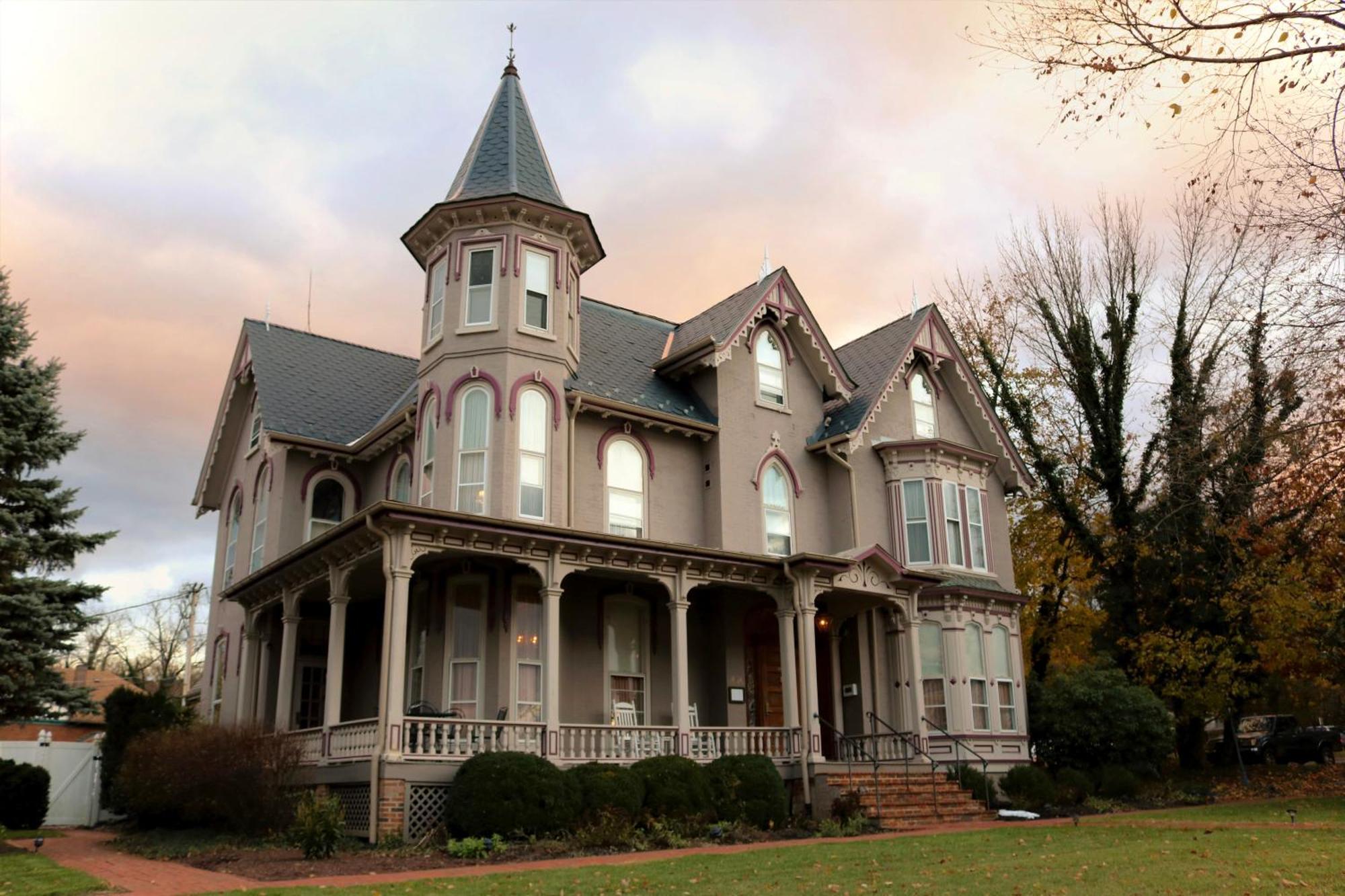 The Joshua Wilton House Harrisonburg Exterior foto